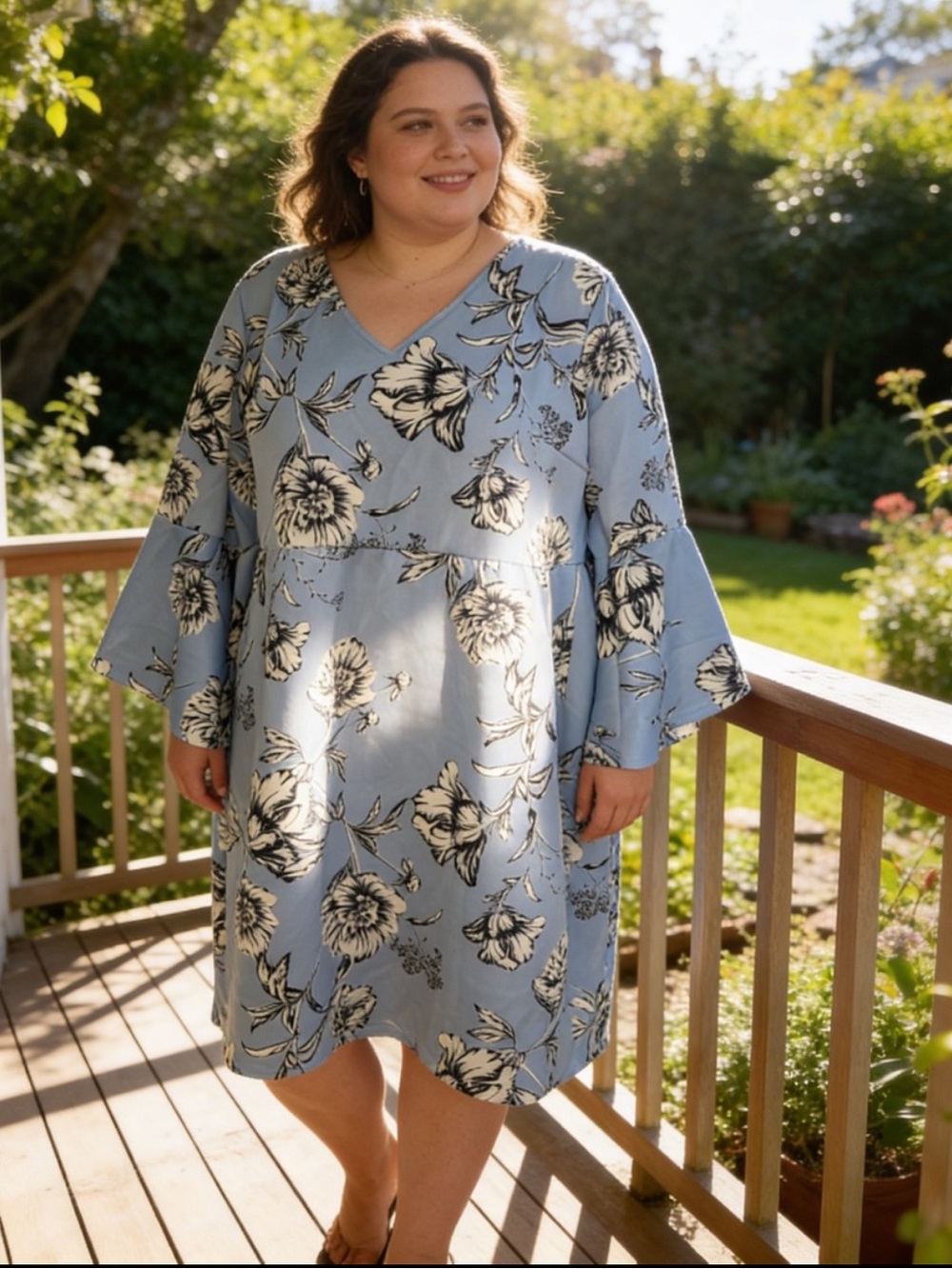 Love Squared 3X Blue Floral Bell Sleeve Shift Dress Plus Size